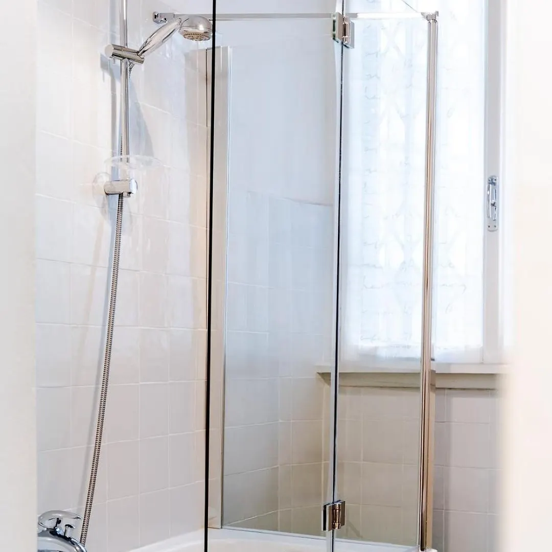 Private Parking 3Bd Apartment Near Piazza Carducci 博洛尼亚