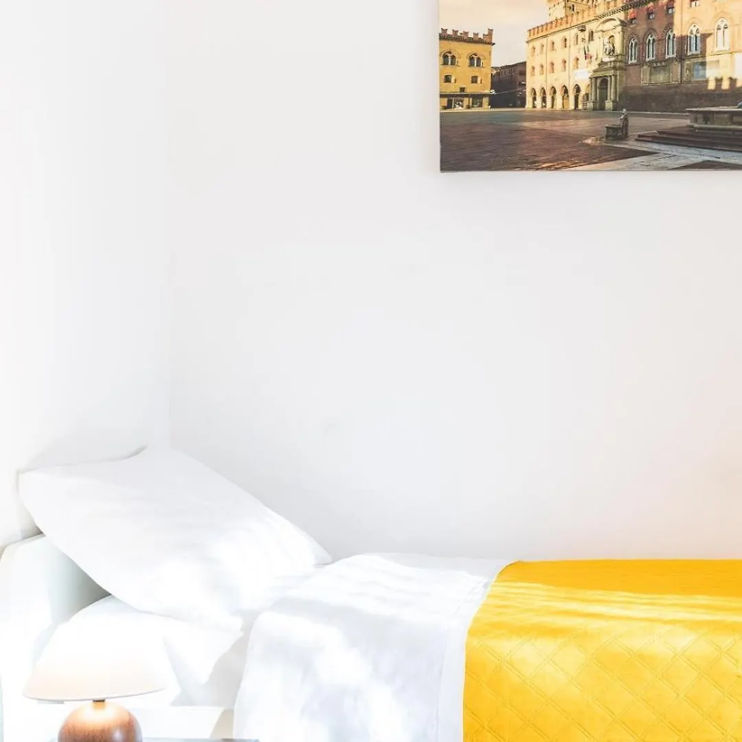 Private Parking 3Bd Apartment Near Piazza Carducci 博洛尼亚
