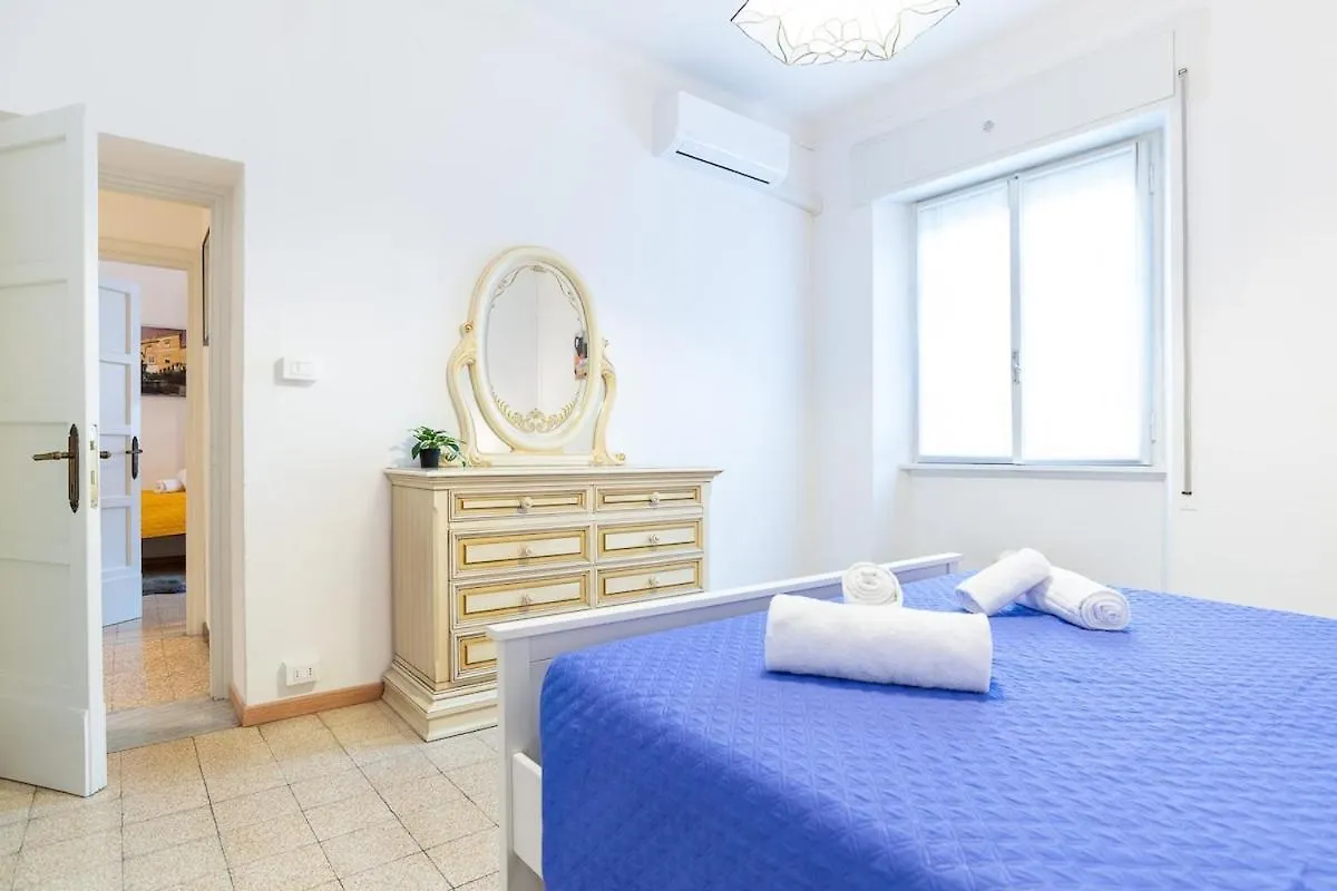 Private Parking 3Bd Apartment Near Piazza Carducci 博洛尼亚 0*,  意大利