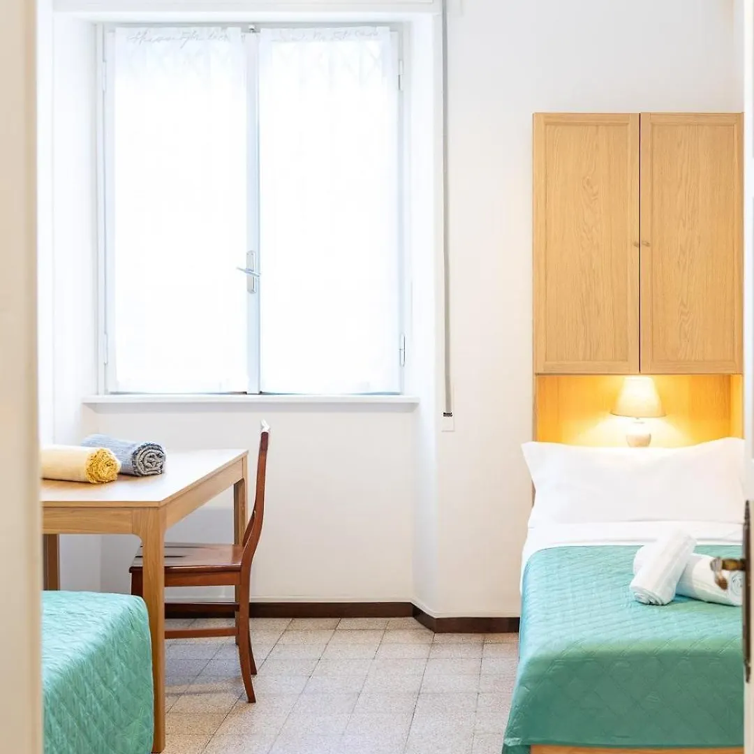Private Parking 3Bd Apartment Near Piazza Carducci 博洛尼亚